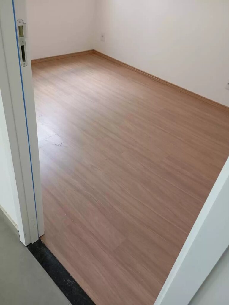 Instalação de piso laminado Eucafloor em Guarulhos