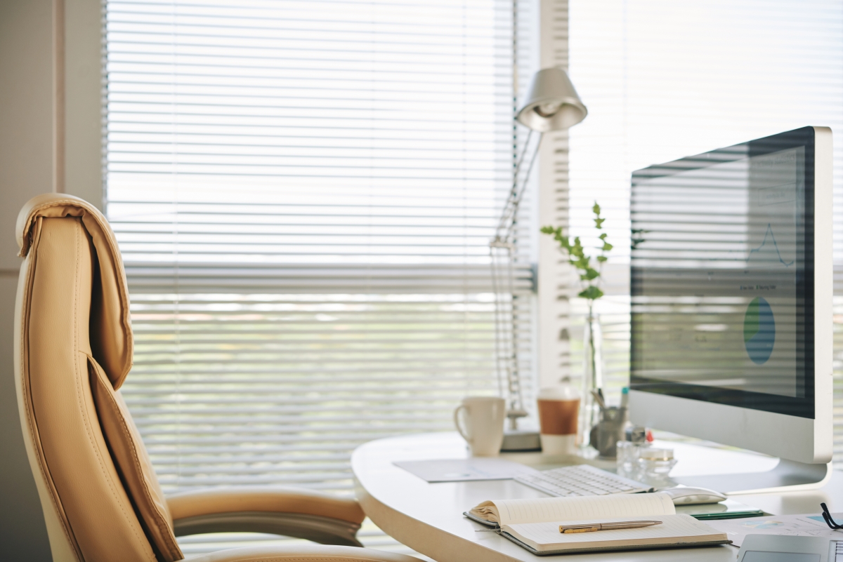 Persiana para home office freepik